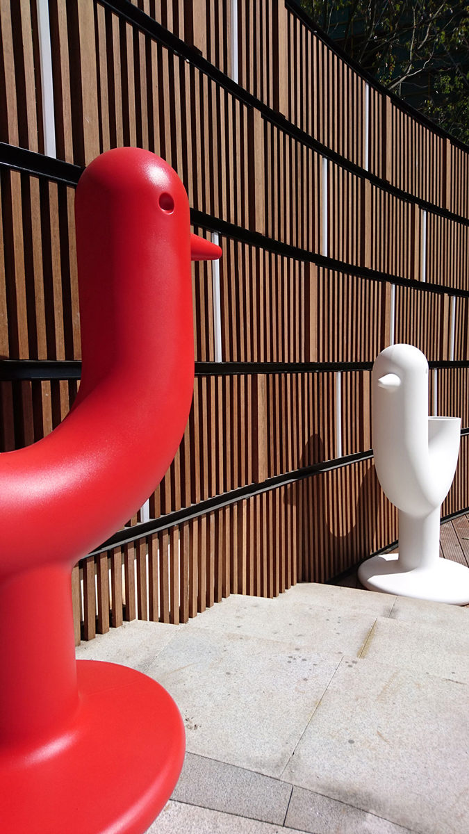 Ghiveci Peacock Eero Aarnio, Vondom