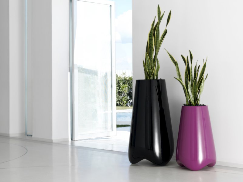 Ghiveci înalt Pal Karim Rashid, Vondom