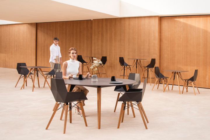 Scaun lemn cu brațe tejghea Faz Ramón Esteve, Vondom