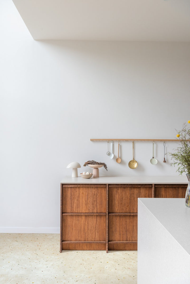 Parchet laminat Muse Ciment botanic MUS5494 8/32 AC4, Quick Step