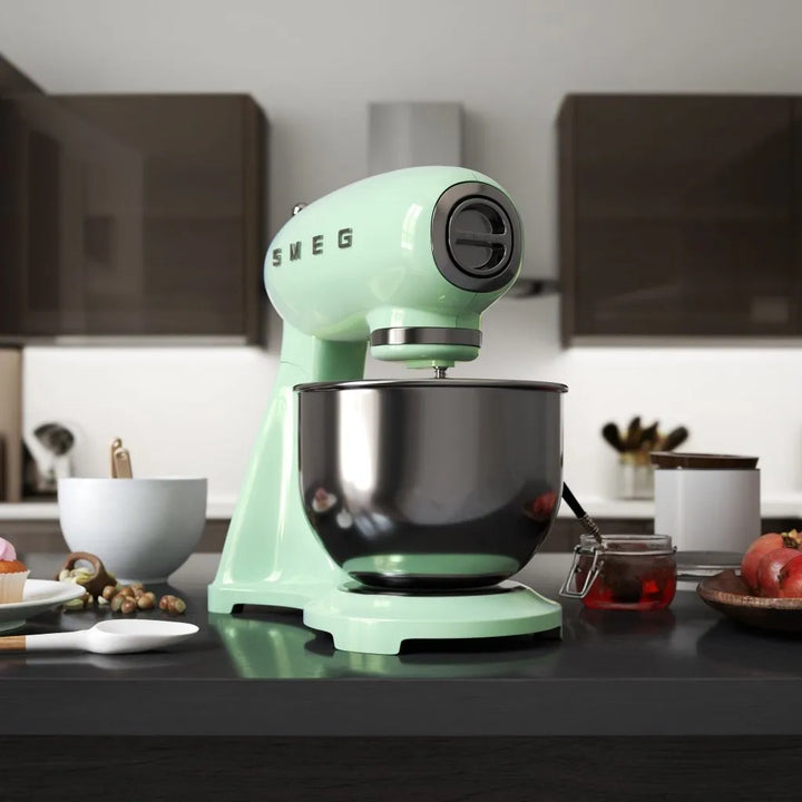 Robot de bucătărie 50's Style SMF03PGEU, Smeg
