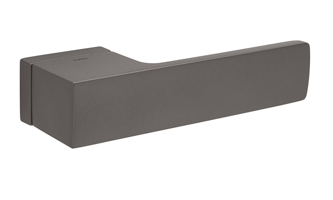 Maner usa titan, 4084 5RE, Tupai