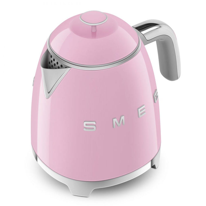 Mini fierbator de apa retro roz, KLF05PKEU, Smeg (BlackFriday)