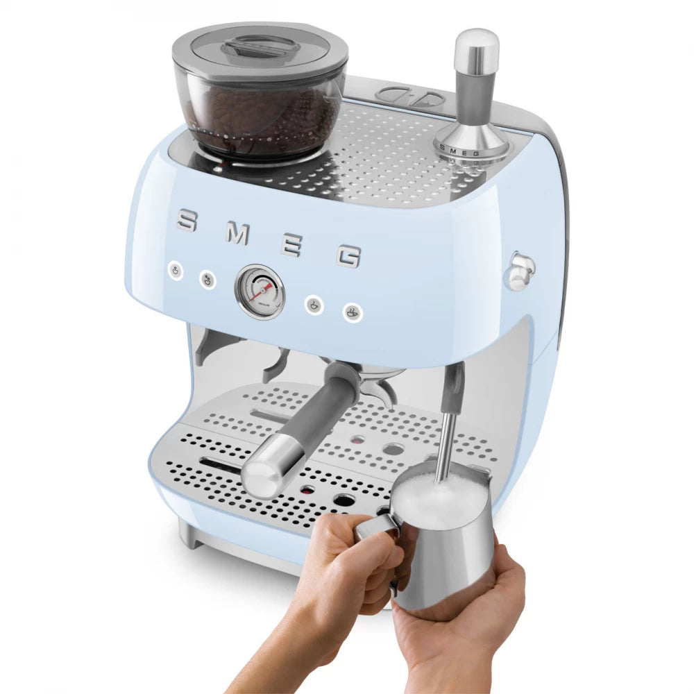 Espressor manual albastru pastel 50's Style, EGF03PBEU, Smeg