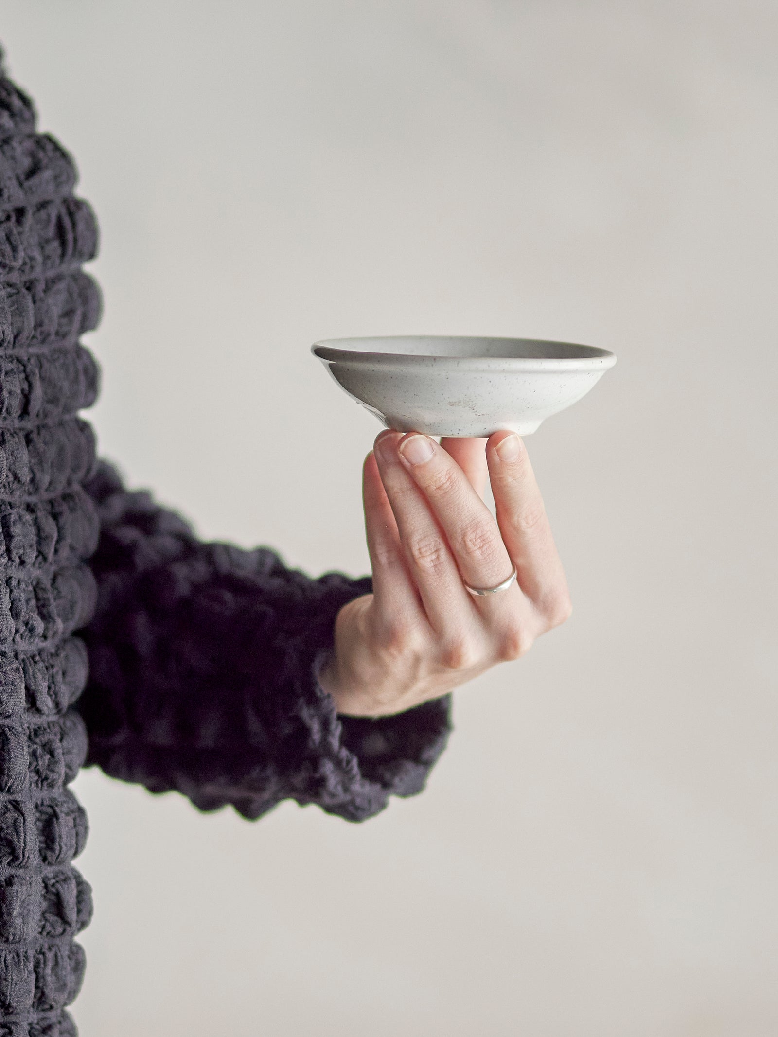 Bol Ceramică Albă Cu Glazură Reactivă Bloomingville - Imagine 4
