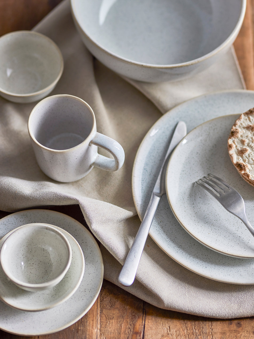 Bol Ceramică Albă Glazură Reactivă Bloomingville - Imagine 5