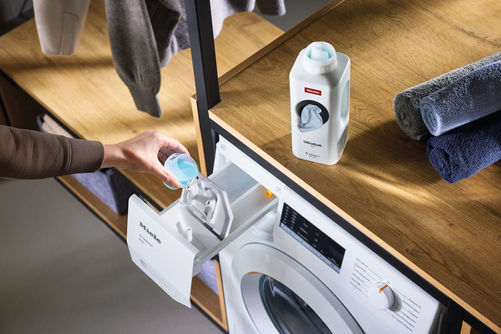 Detergent Miele WoolCare Pentru Delicate 1,5 L - Imagine 2