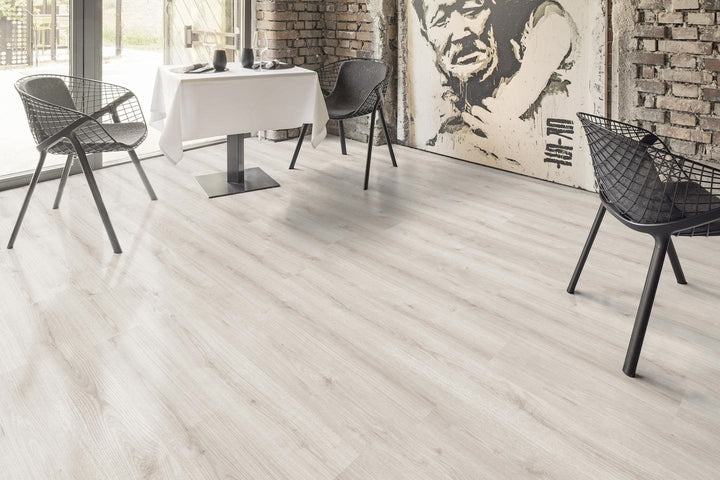 Parchet Laminat , Kaindl,Oak Historic Arctic  K4442 ,Masterfloor 12mm
