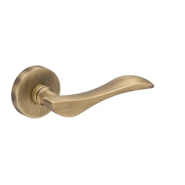Maner usa bronz antichizat, 940, Tupai