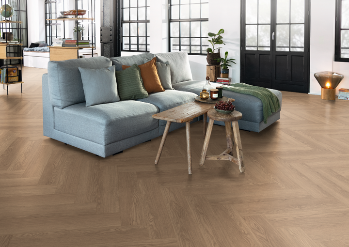 Parchet laminat EGGER EL2134 Herringbone Baronia Eiche braun 8 mm