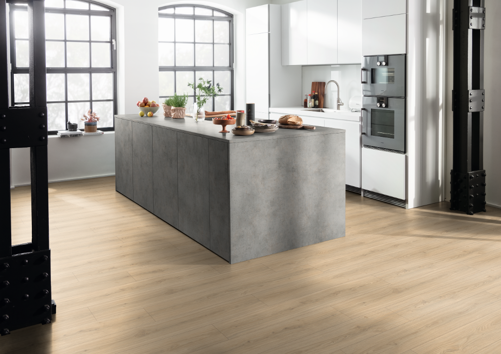 Parchet laminat EGGER EL2170 Stejar Padua deschis 8 mm