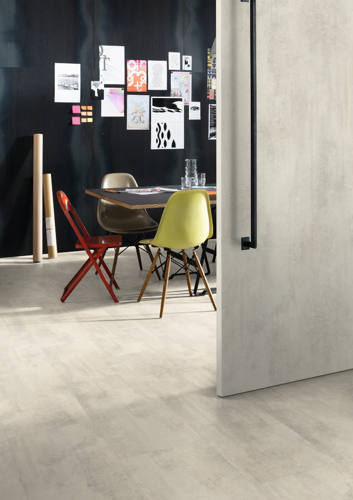 Parchet laminat EGGER ELF637 Chromix alb 8 mm