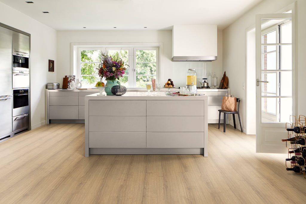 Parchet laminat EGGER EL2014 Stejar Sherman miere 8 mm