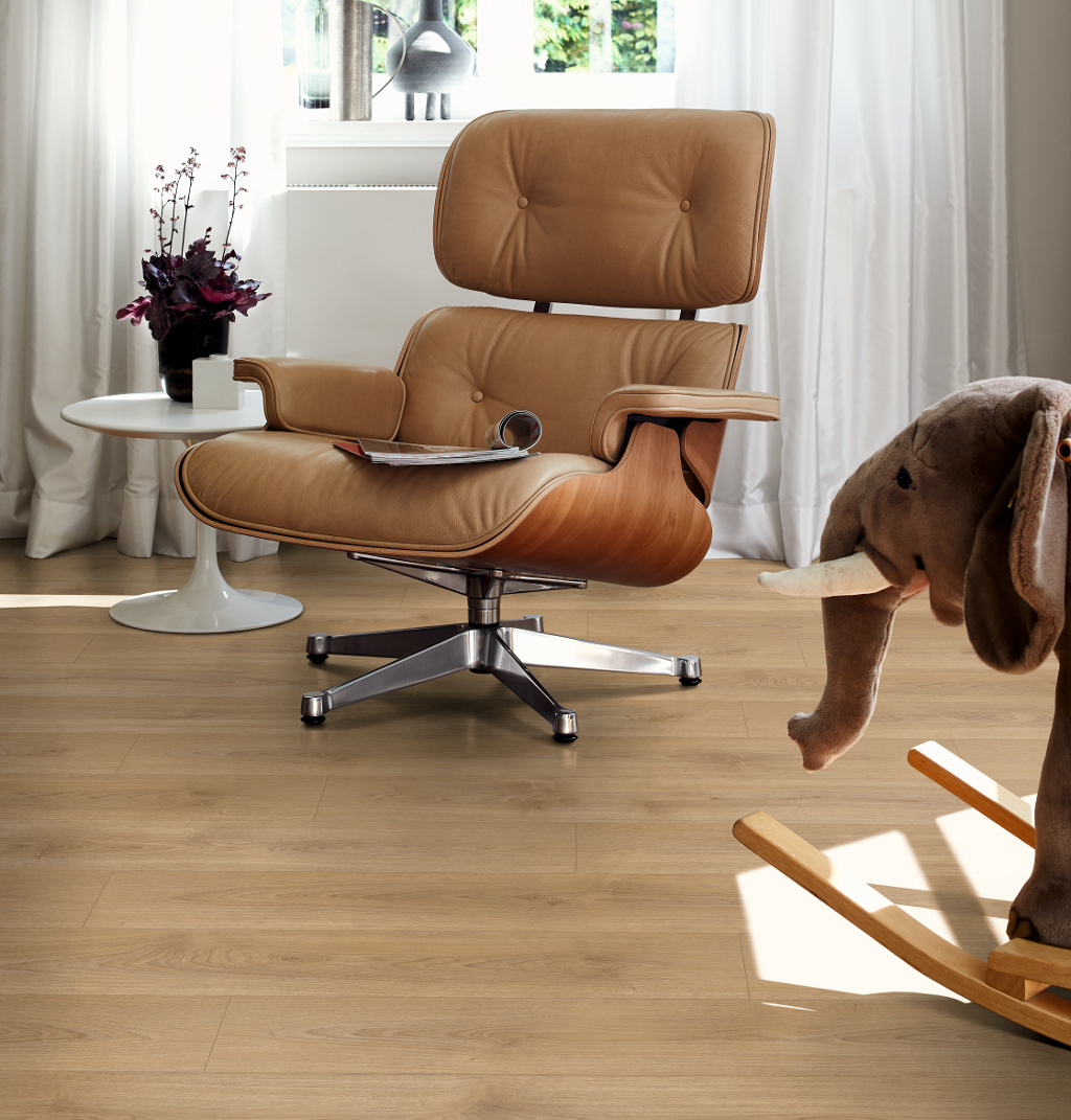 Parchet laminat EGGER EL2158 Stejar North maro deschis 8 mm