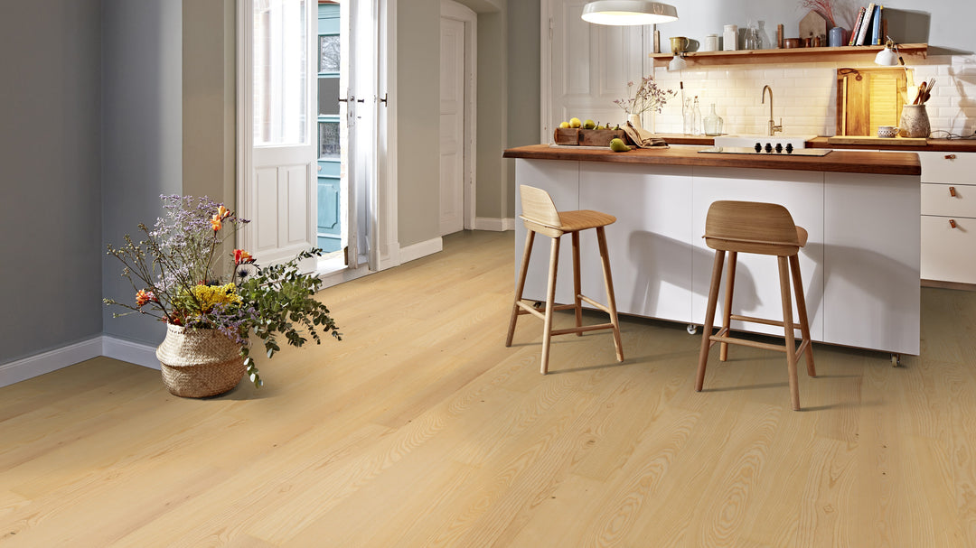 Parchet Stratificat Frasin Transparent Andante, 14mm Plank 138, Boen