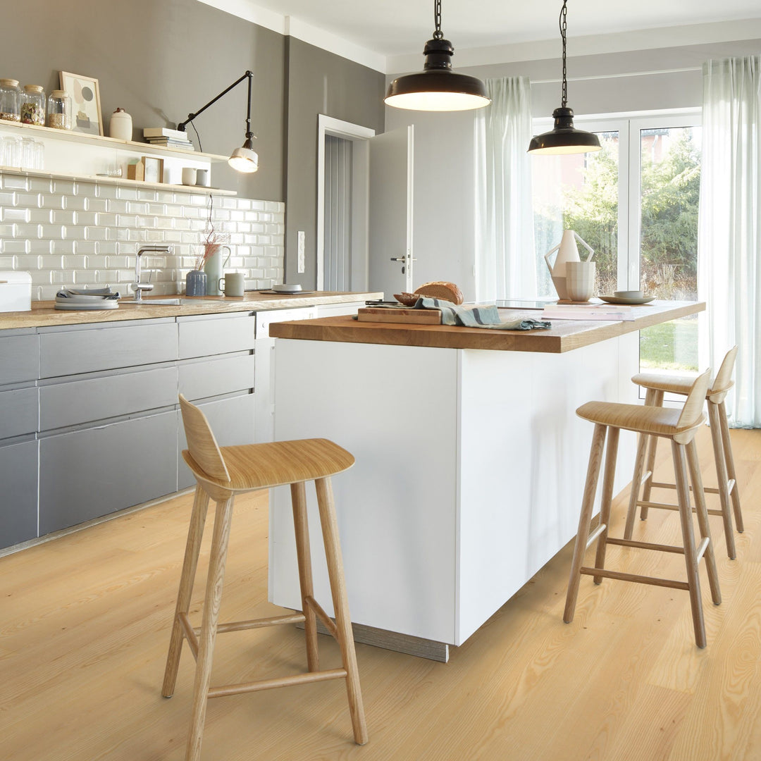 Parchet Stratificat Frasin Transparent Andante, 14mm Plank 138, Boen