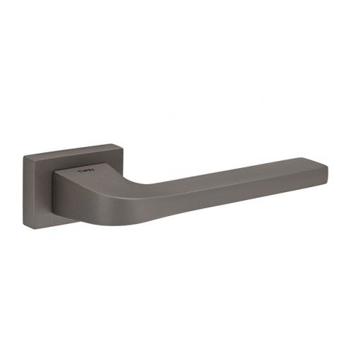 Maner usa titan, 3097 RE, Tupai