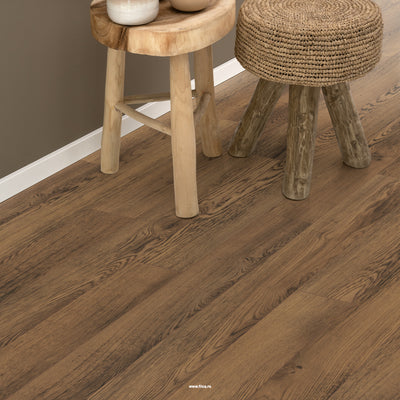 Parchet laminat 10mm AC4 Stejar Attic Wood EPL176, Egger