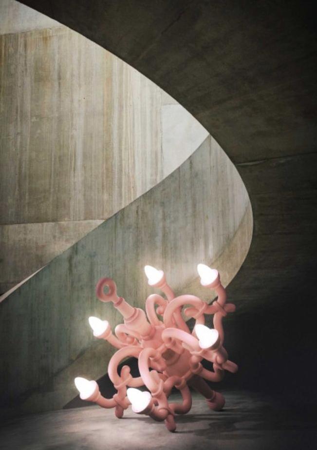Candelabru Fallen M Powder Pink, Qeeboo