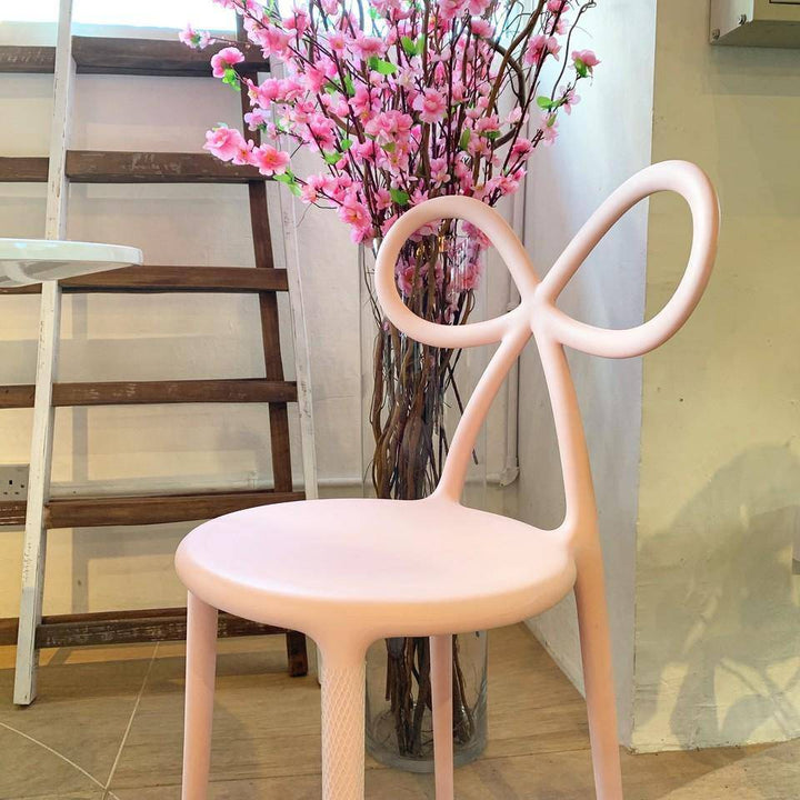 Scaun Ribbon Pink, Qeeboo