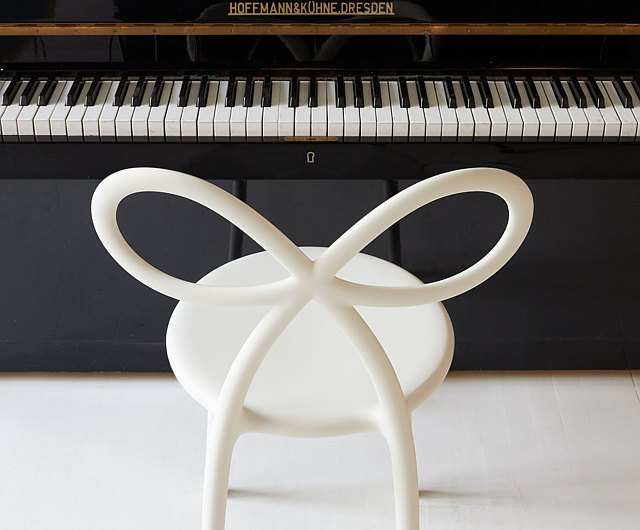 Scaun Ribbon White, Qeeboo